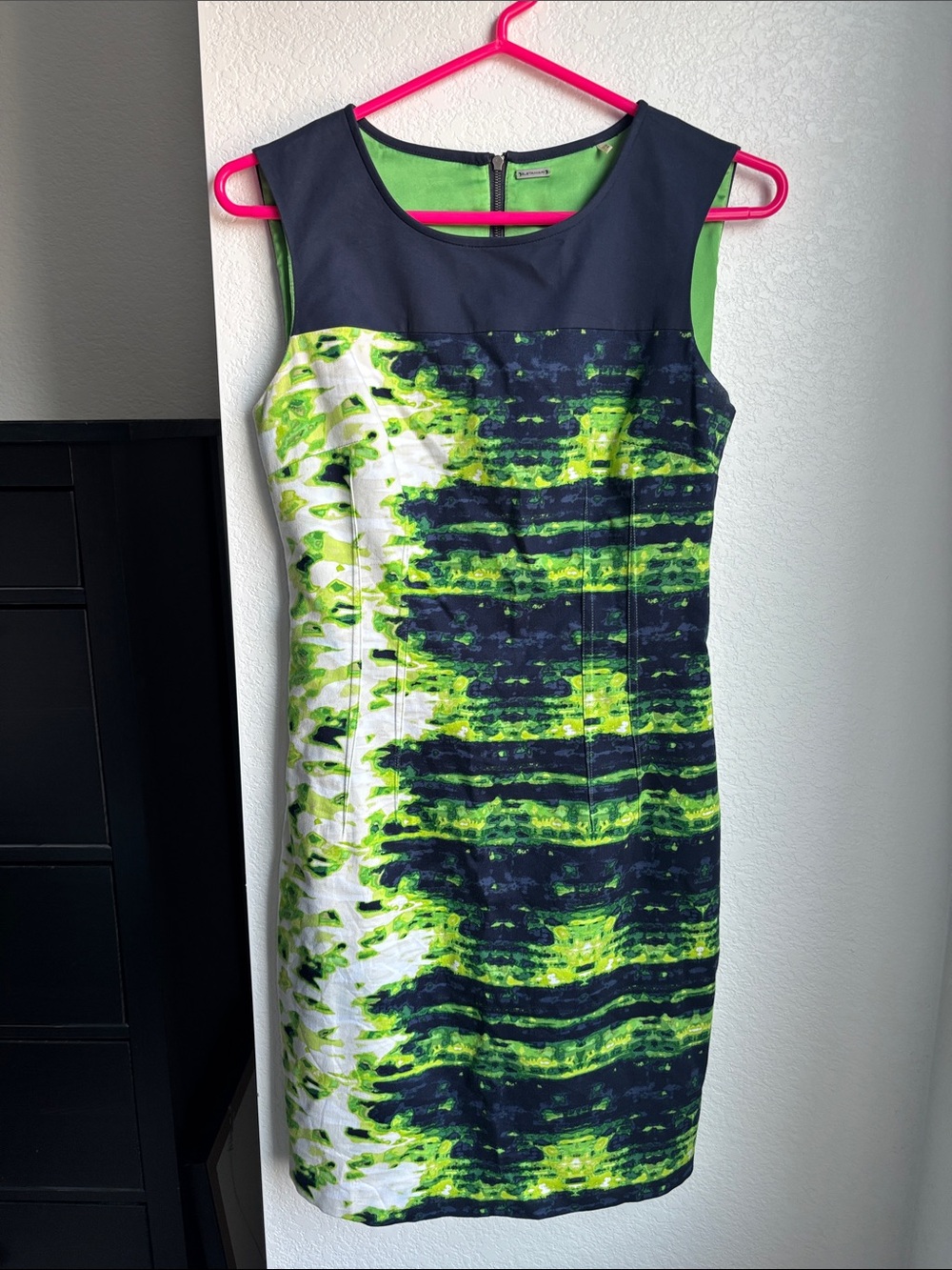 Elie Tahari Neon Green, Navy & White Patterned Midi Sheath Dress